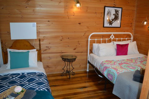 The Dragonfly Inn - Accommodation Australia 16