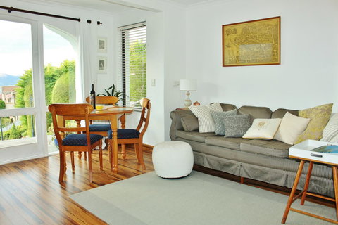 Million Dollar Views - Accommodation Australia 0