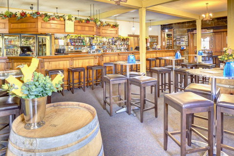 The Richmond Arms Hotel - Accommodation Australia 12