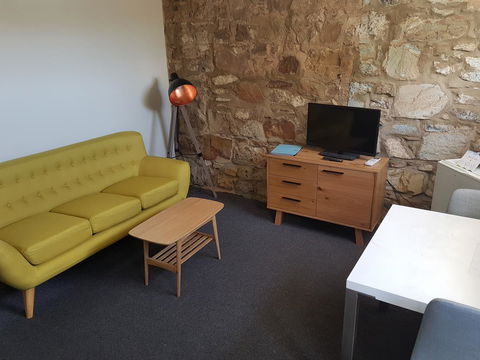 The Richmond Arms Hotel - Accommodation Australia 6