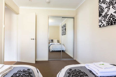 Mirramar House - Accommodation Australia 20