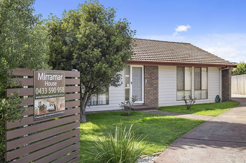 Mirramar House - Accommodation Australia 0