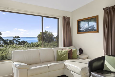Mirramar House - Accommodation Australia 1