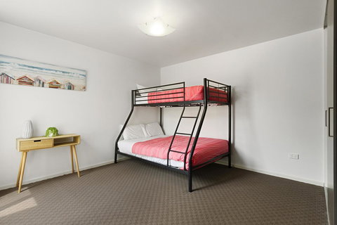 170 Hazards View Drive - Unit 2 - Accommodation Australia 8