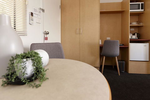 Elphin Serviced Apartments - Accommodation Australia 29