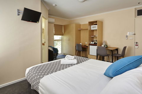 Elphin Serviced Apartments - Accommodation Australia 14