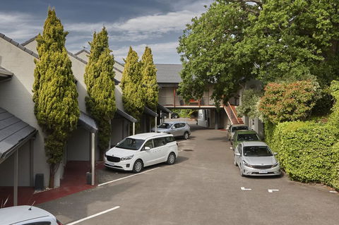 Elphin Serviced Apartments - Accommodation Australia 12