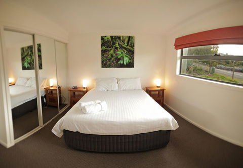 Driftwood - Accommodation Australia 8