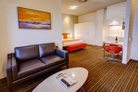 Mantra Charles Hotel - Accommodation Australia 22