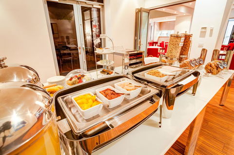 Mantra Charles Hotel - Accommodation Australia 12