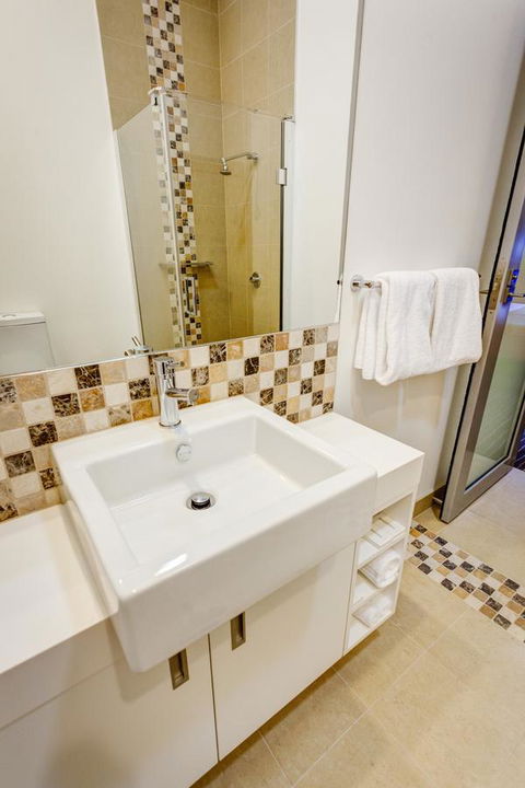 Mantra Charles Hotel - Accommodation Australia 36