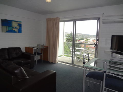 Adina Place Motel Apartments - Accommodation Australia 19