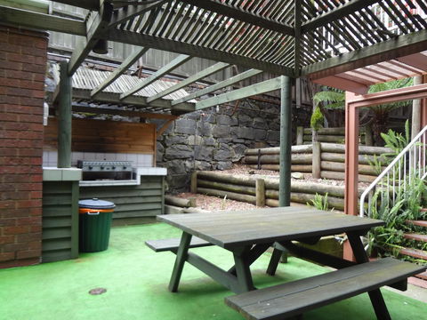 Adina Place Motel Apartments - Accommodation Australia 27