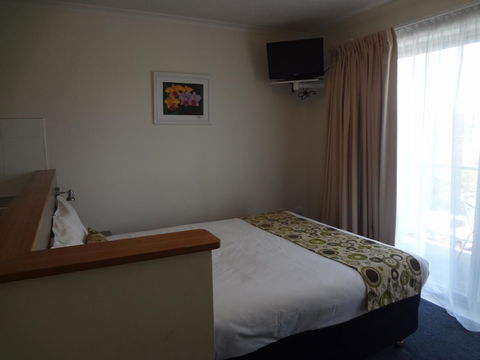 Adina Place Motel Apartments - Accommodation Australia 33