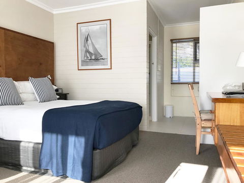The Waterfront Wynyard - Accommodation Australia 24