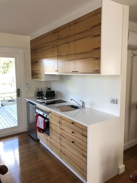 Richmond Bridge Accommodation â€œTwo The Bridgeâ€ - Accommodation Australia 4