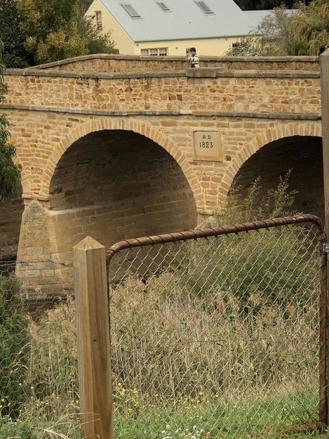 Richmond Bridge Accommodation â€œTwo The Bridgeâ€ - Accommodation Australia 32