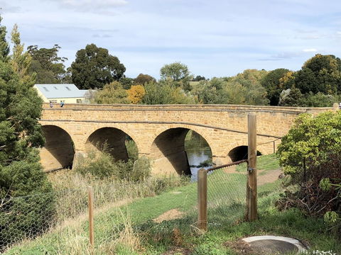 Richmond Bridge Accommodation â€œTwo The Bridgeâ€ - Accommodation Australia 30