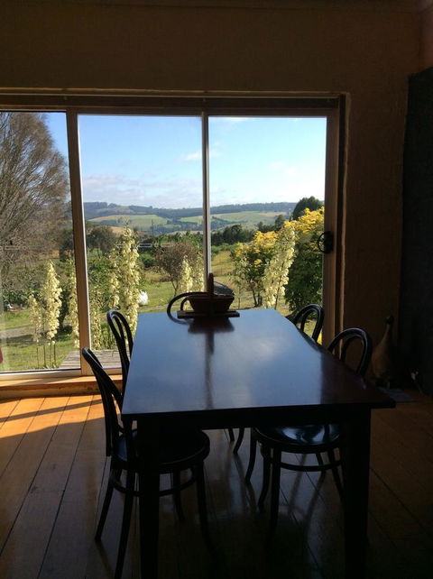 Cherry Top Farmstay - Boutique Eco Village - Australia Shopping 10