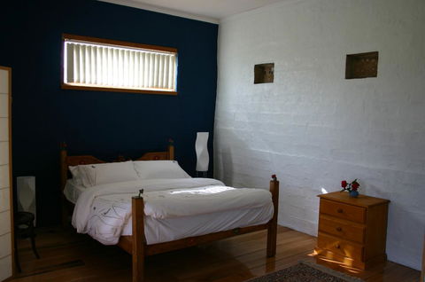 Cherry Top Farmstay - Boutique Eco Village - Australia Shopping 31