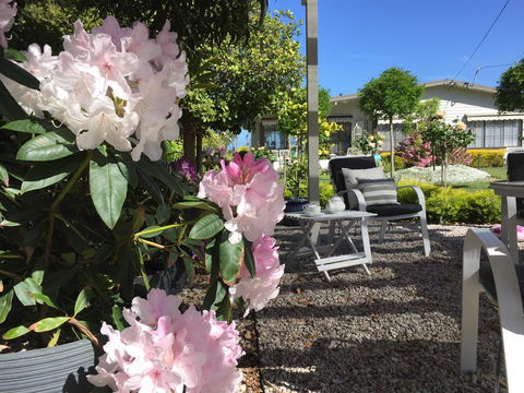 Garden By The Beach - Gateway To The East Coast, Close To Airport - Accommodation Australia 24