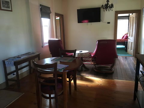 Kerrellie Cottages 2, 4 & 8 Reid Street - Accommodation Australia 20