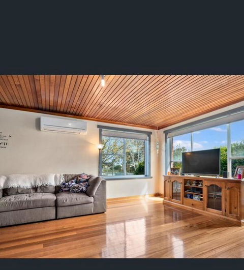 Lylahs - Local Tourism 0