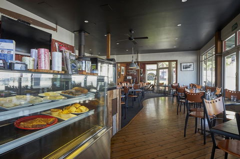 Bushman's Cafe - Accommodation Australia 2