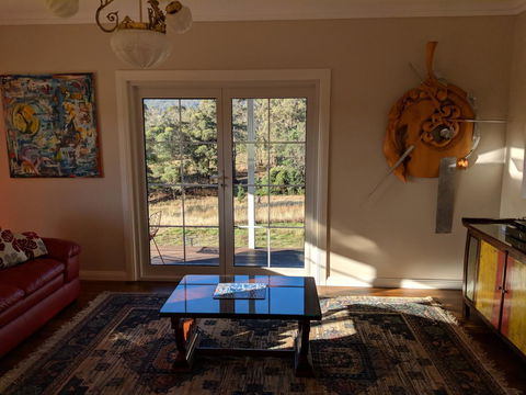 Mountain Blue Guest House - Accommodation Australia 4