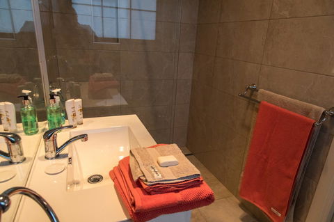 Mountain Blue Guest House - Accommodation Australia 14
