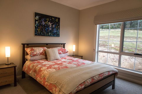 Mountain Blue Guest House - Accommodation Australia 17