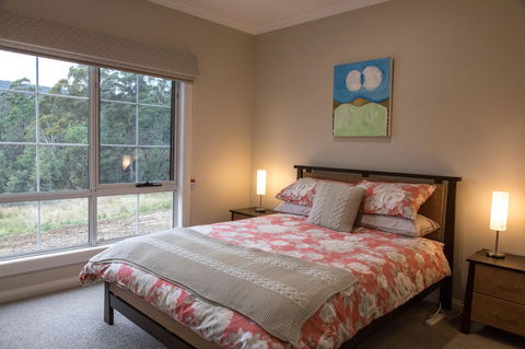 Mountain Blue Guest House - Accommodation Australia 16