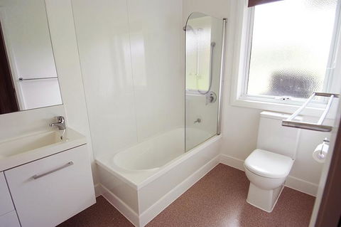 Pinestumps Holiday Home - Accommodation Australia 8