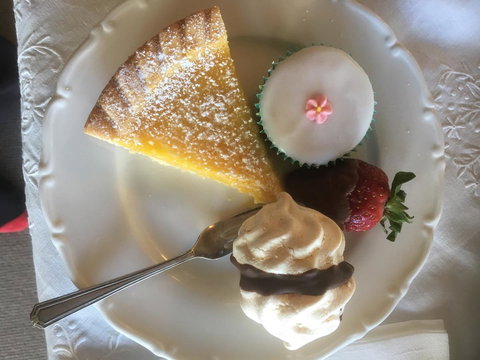 House On The Hill Bed And Breakfast - Accommodation Australia 1