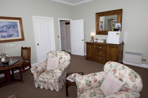 House On The Hill Bed And Breakfast - Accommodation Australia 37