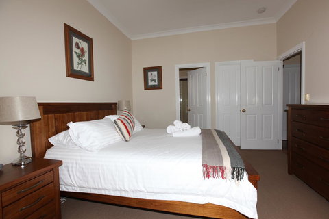 House On The Hill Bed And Breakfast - Accommodation Australia 34