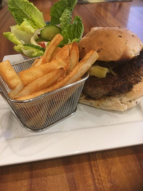 House On The Hill Bed And Breakfast - Accommodation Australia 22