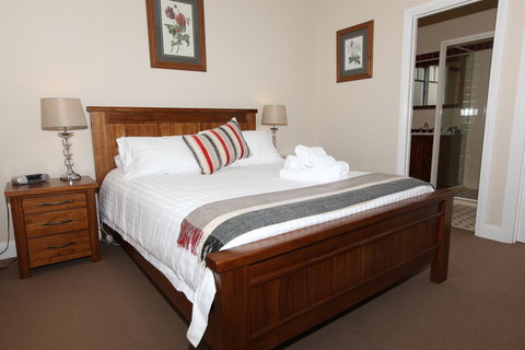 House On The Hill Bed And Breakfast - Accommodation Australia 31