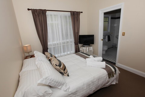 House On The Hill Bed And Breakfast - Accommodation Australia 39