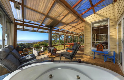 Island View Spa Cottage - Accommodation Australia 8