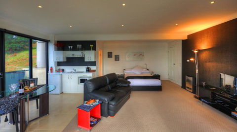 Sheer Pleasure Accommodation - Local Tourism 12