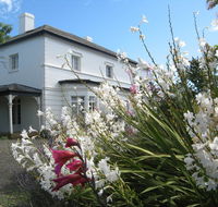 The Grove Cottages - Accommodation Australia