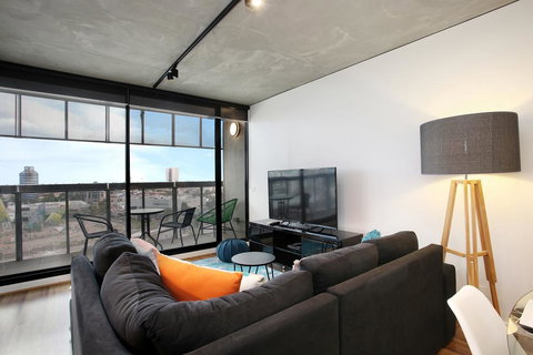 NGV Art Centre Retreat - StayCentral - Bed n Breakfasts 2