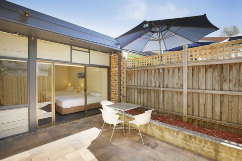 Nightcap At High Flyer Hotel - Bed n Breakfasts 3