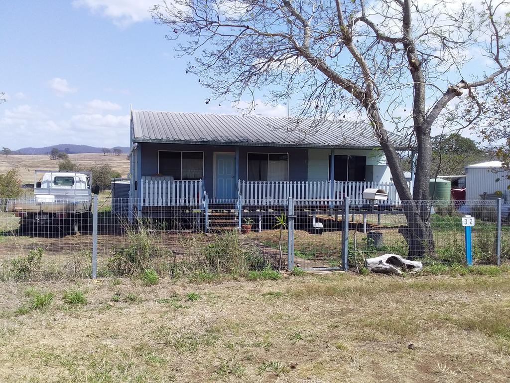 Lakeside QLD Accommodation Australia
