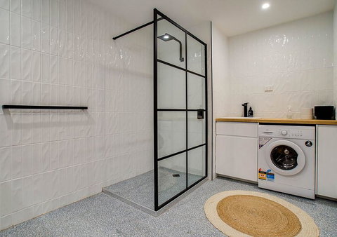 No.4 @ Foxes Hollows - Local Tourism 2