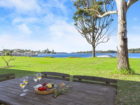 Noddys Riverside - Australia Shopping 0