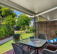 Noosa Entrance 2 bedroom Garden Side Townhouse. - Australia Shopping