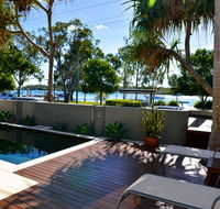 Noosa Water Views - Australia Shopping