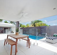 Noosaville Hideaway - Australia Shopping